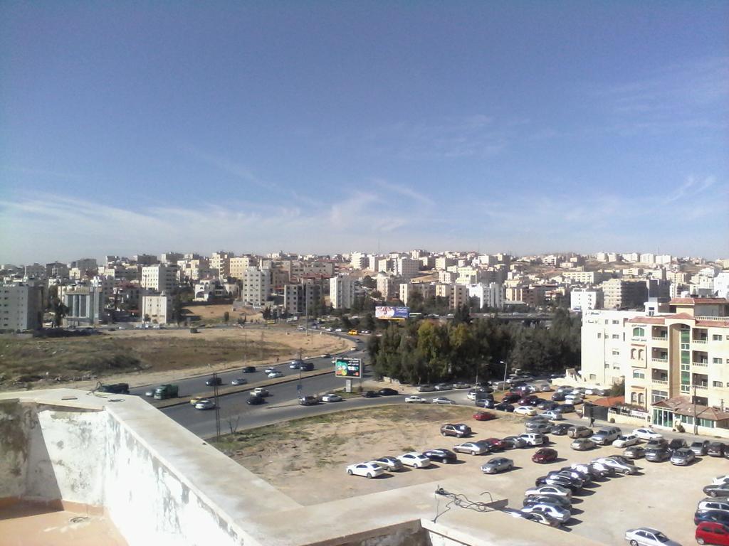 The Place Apartments Amman Exterior photo