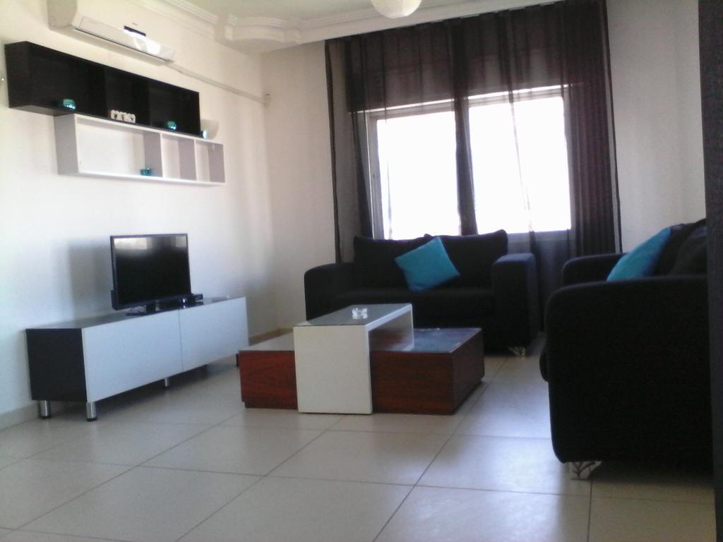 The Place Apartments Amman Room photo